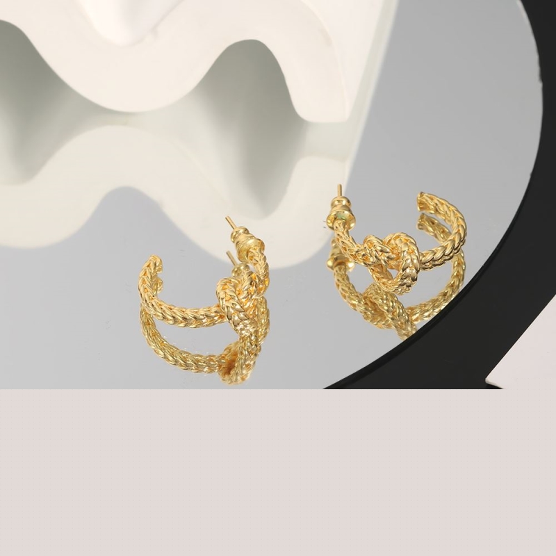 Ce**e earrings